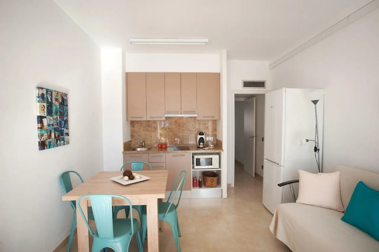 Apartamento A Pie De Playa, Climatizado Y Parking Roses Apartment