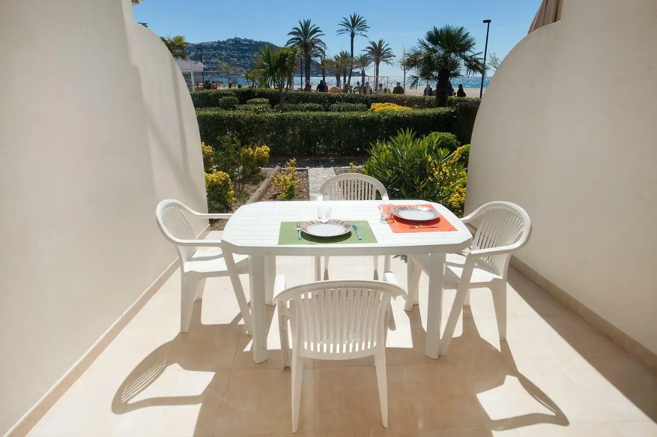 Apartamento A Pie De Playa, Climatizado Y Parking Roses 0*,