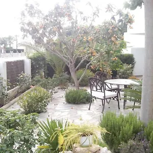 Bonito De 3 Hab. Con Jardin Roses